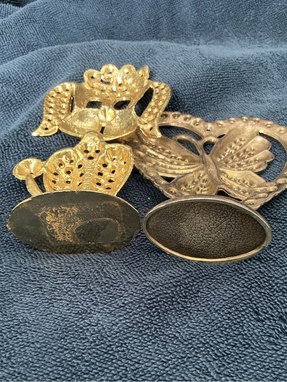 Bundle of 2 Vintage Torino Earring Holders Poodle Butterfly - Picture 4 of 7